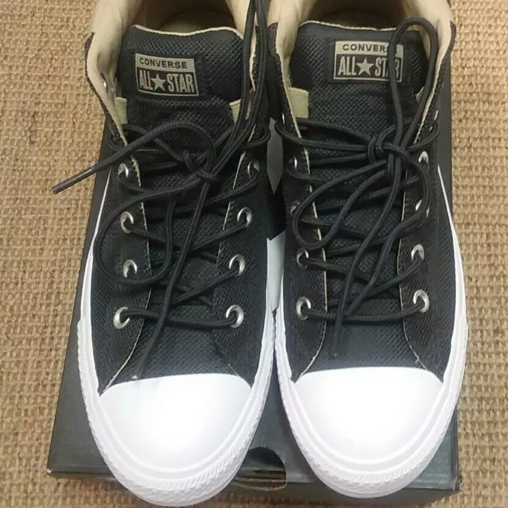 Chuck Taylor All Star Street Mid Sneaker (Unisex)